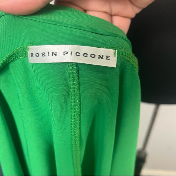 Robin Piccone green metal detailing swim/coverup skirt size medium - Picture 4 of 6